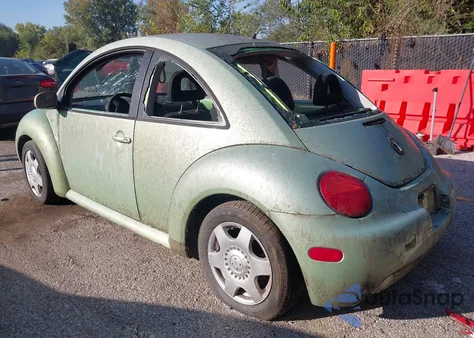 2001 Volkswagen New Beetle Gls from USA, damaged, VIN 3VWCB21C91M443058